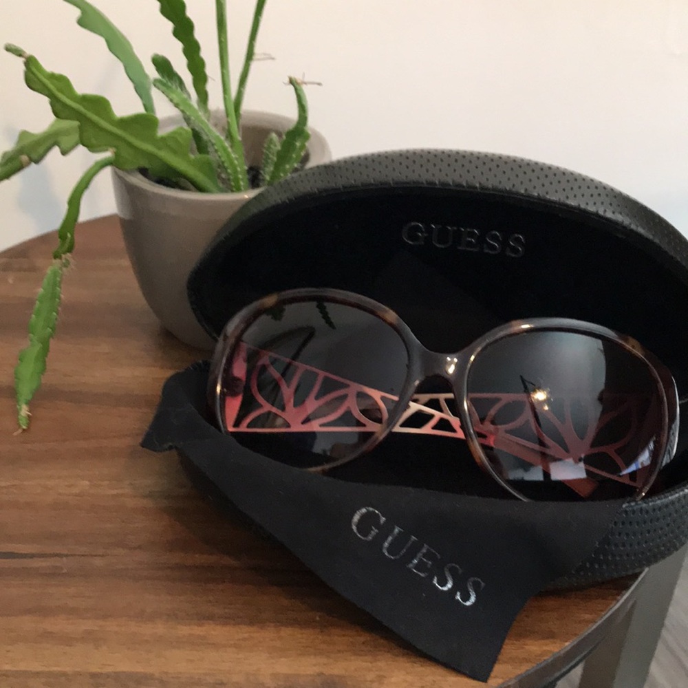 Guess | sunglasses